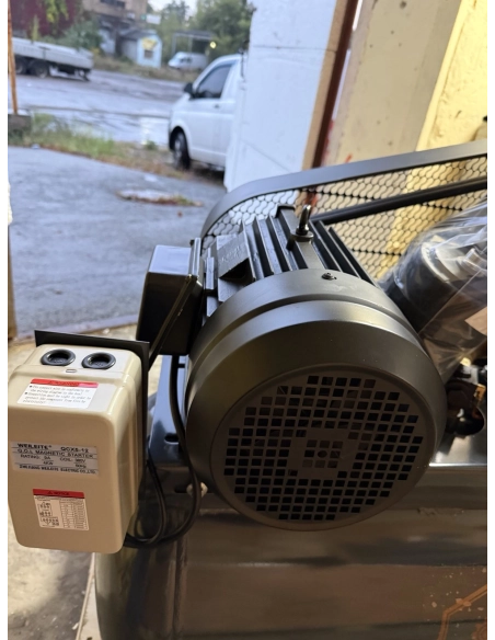 %shop-name%%product-name%%price%%brand%